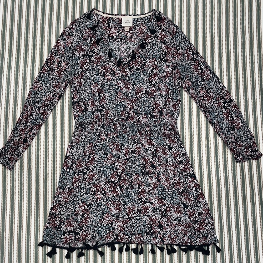 Knox Rose Women’s Floral Long Sleeve Vneck Dress with Tassels size L